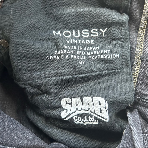 Moussy Vintage Straight Leg High Rise Denim - Picture 2 of 7